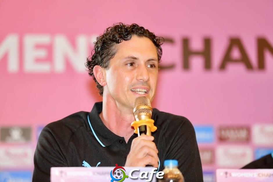 HLV Nguyễn Hồng Phẩm: 'CLB nữ TP.HCM sẽ cố gắng đi sâu nhất tại AFC Champions League’ HLV Nguyễn Hồng Phẩm: 'CLB nữ TP.HCM sẽ cố gắng đi sâu nhất tại AFC Champions League’