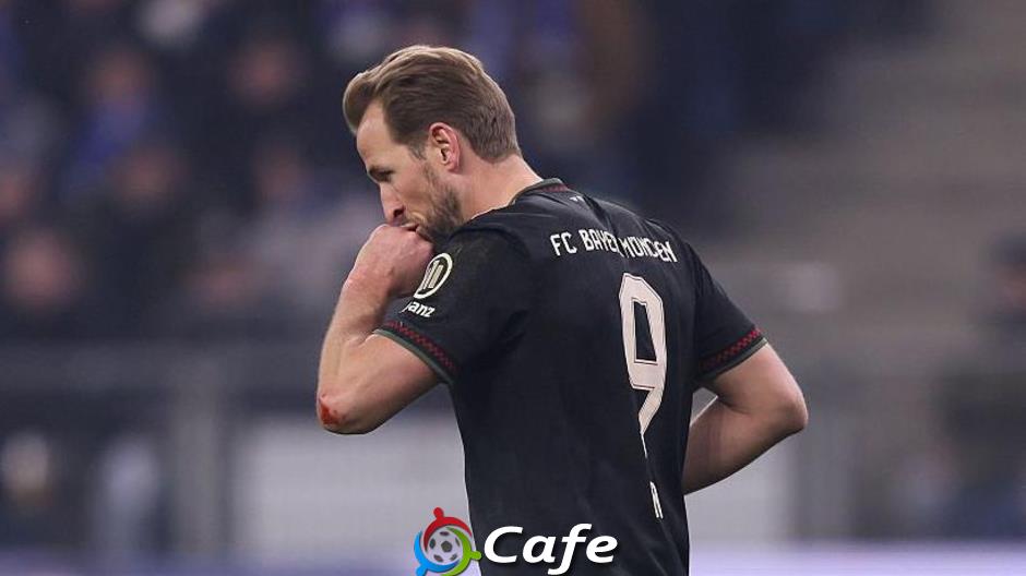 Bayern Munich 'tuột xích', Bundesliga phấn khích