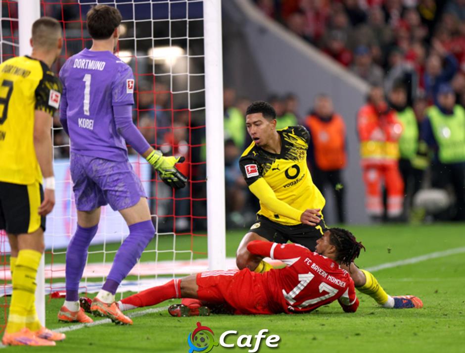Jobe Bellingham mắc sai lầm nghiêm trọng, biếu Bayern Munich bàn thắng