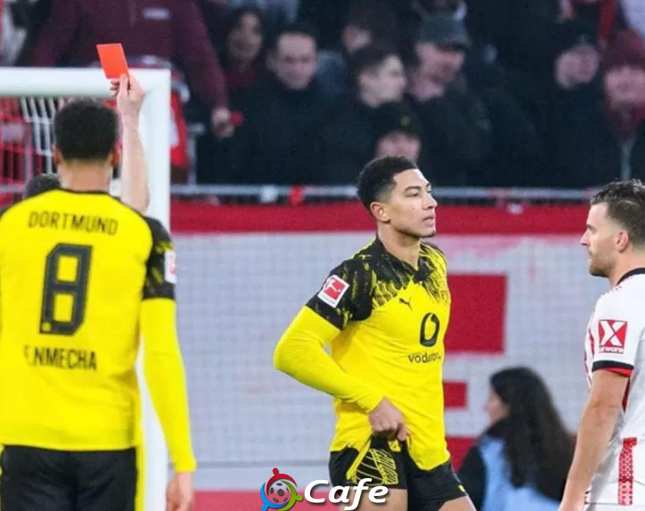 Jobe Bellingham nhận thẻ đỏ trực tiếp, nối dài quãng thời gian ác mộng tại Dortmund Jobe Bellingham nhận thẻ đỏ trực tiếp, nối dài quãng thời gian ác mộng tại Dortmund