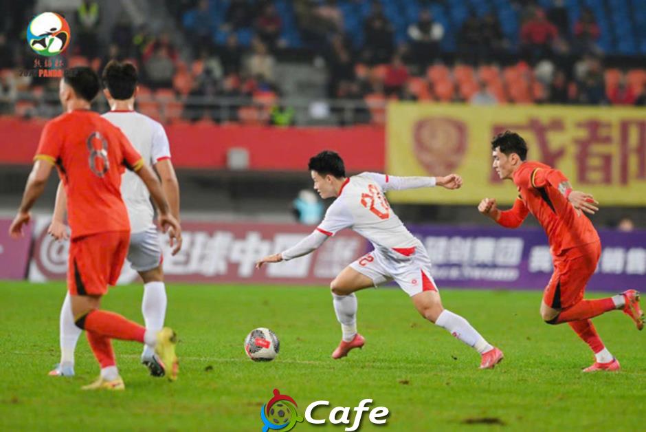 Dư âm trận U22 Việt Nam thắng Trung Quốc: Một hình hài, hai khuôn mặt Dư âm trận U22 Việt Nam thắng Trung Quốc: Một hình hài, hai khuôn mặt