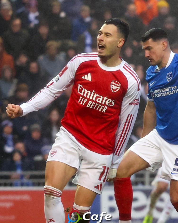 Gabriel Martinelli từ 'kẻ khùng' thành người hùng Gabriel Martinelli từ 'kẻ khùng' thành người hùng