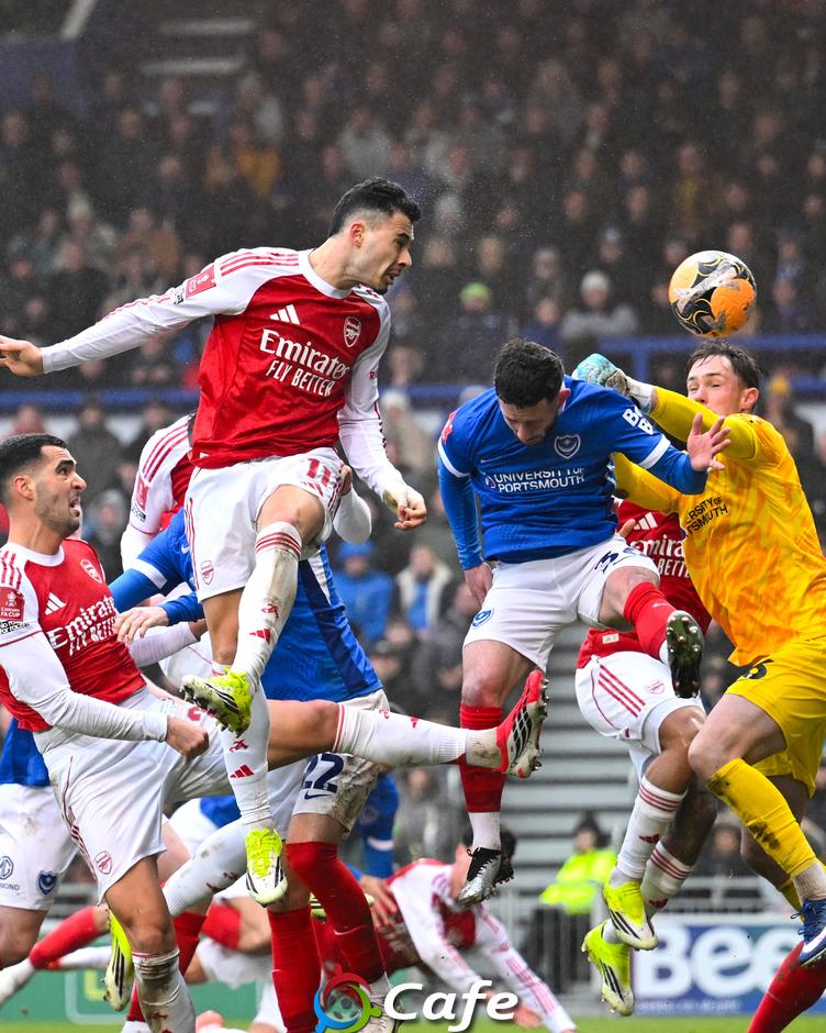 Gabriel Martinelli từ 'kẻ khùng' thành người hùng Gabriel Martinelli từ 'kẻ khùng' thành người hùng