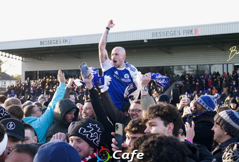 Macclesfield: Niềm tin chiến thắng sẽ đưa ta đến bến bờ vui Macclesfield: Niềm tin chiến thắng sẽ đưa ta đến bến bờ vui