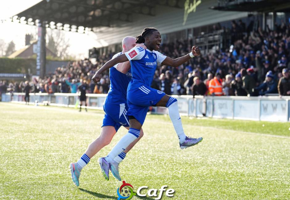 Macclesfield: Niềm tin chiến thắng sẽ đưa ta đến bến bờ vui Macclesfield: Niềm tin chiến thắng sẽ đưa ta đến bến bờ vui