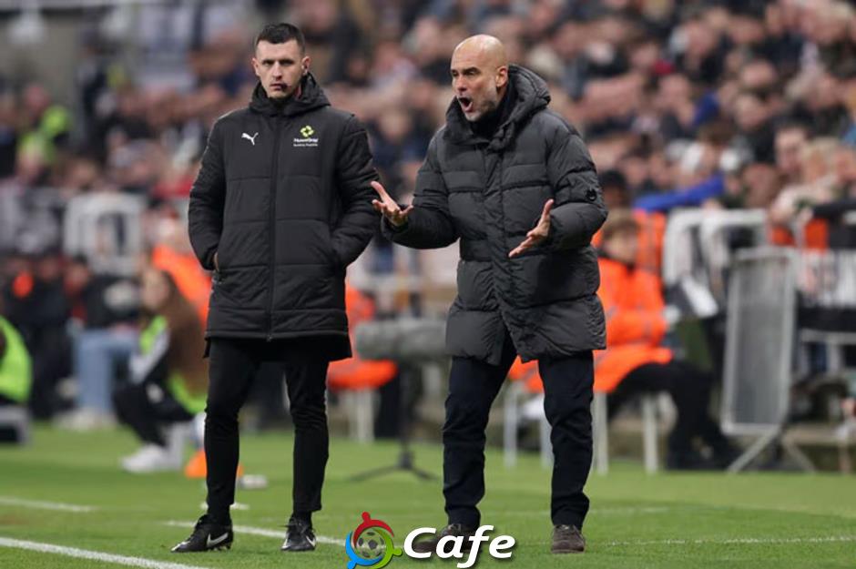 Pep Guardiola nổi điên với trọng tài dù Man City đánh bại Newcastle