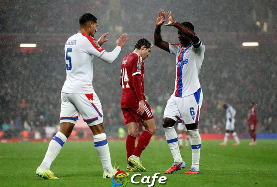 Liverpool đưa ra quyết định về tương lai của Slot sau trận thua Palace