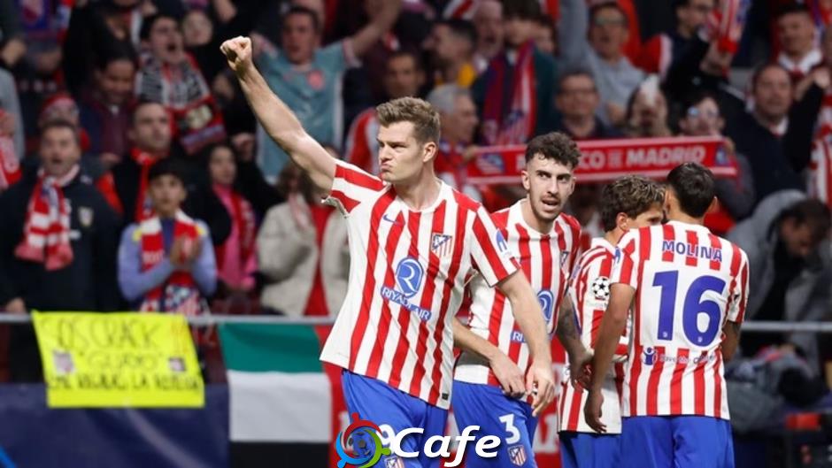 Bài học từ Emery: Dẫn Barca 4-0 chưa an toàn đâu, Simeone!