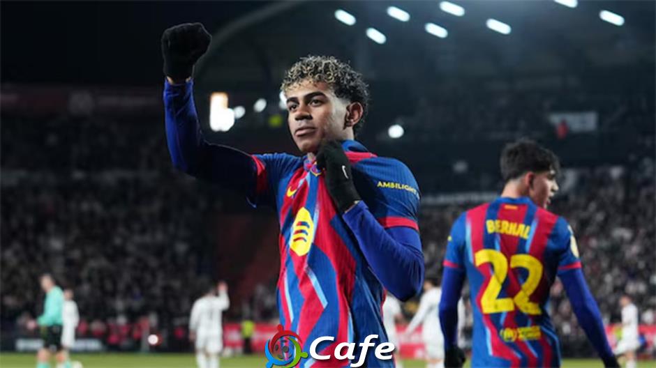 Barca có tới 2 cầu thủ… không bình thường