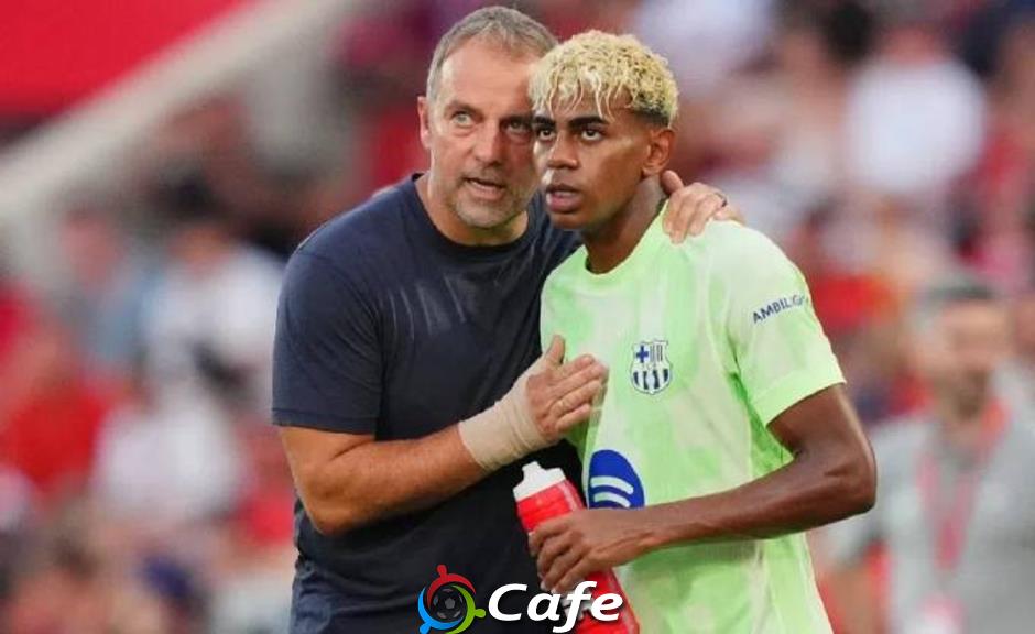 Cái ôm của Araujo và phong cách quản trị đặc biệt của Hansi Flick ở Barca