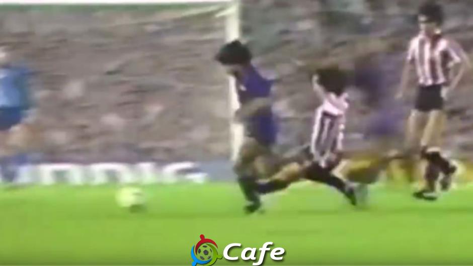 Maradona & cuộc loạn đả kinh hoàng khép lại chương đen tối ở Barca