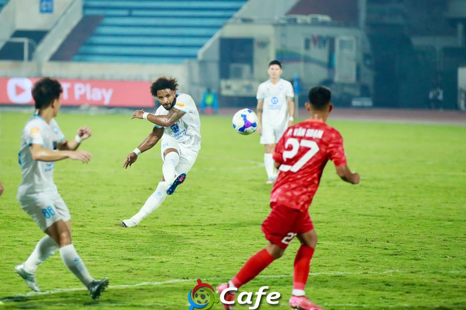 Kết quả Nam Định 2-0 Long An: Xuân Son đá chính, HLV Bồ Đào Nha ra mắt thuận lợi Kết quả Nam Định 2-0 Long An: Xuân Son đá chính, HLV Bồ Đào Nha ra mắt thuận lợi
