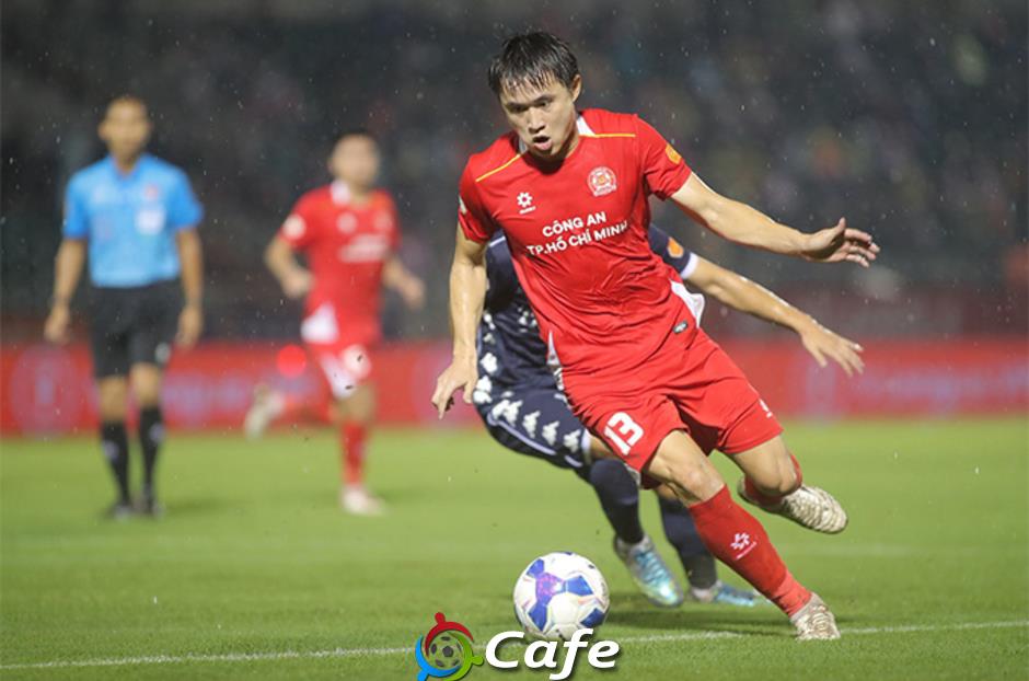 Khổng Minh Gia Bảo, niềm hy vọng mới của hàng thủ ĐT Việt Nam