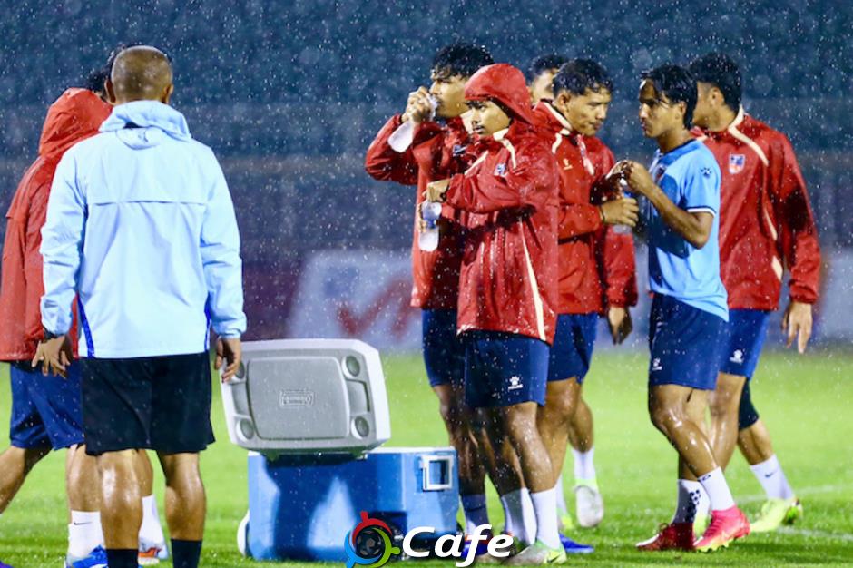 Mưa lớn giúp gì cho Nepal khi đấu với Việt Nam?