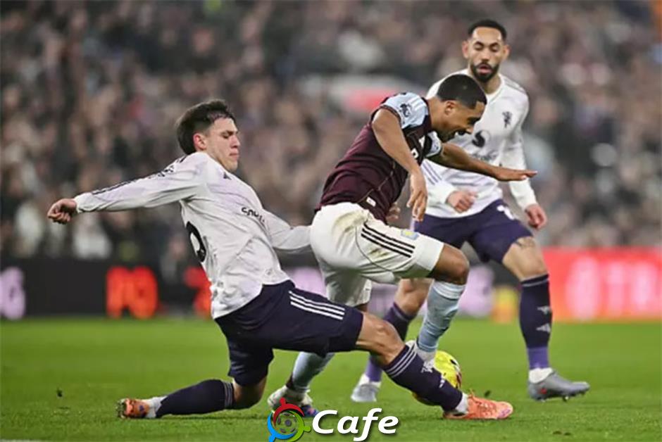 Phát hiện 'báo thủ' khiến MU ôm hận trước Aston Villa
