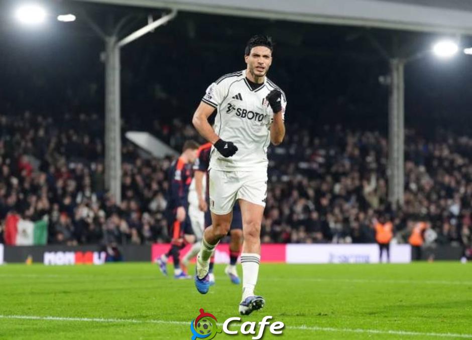 Raul Jimenez, 'vua 11m' mới của Premier League