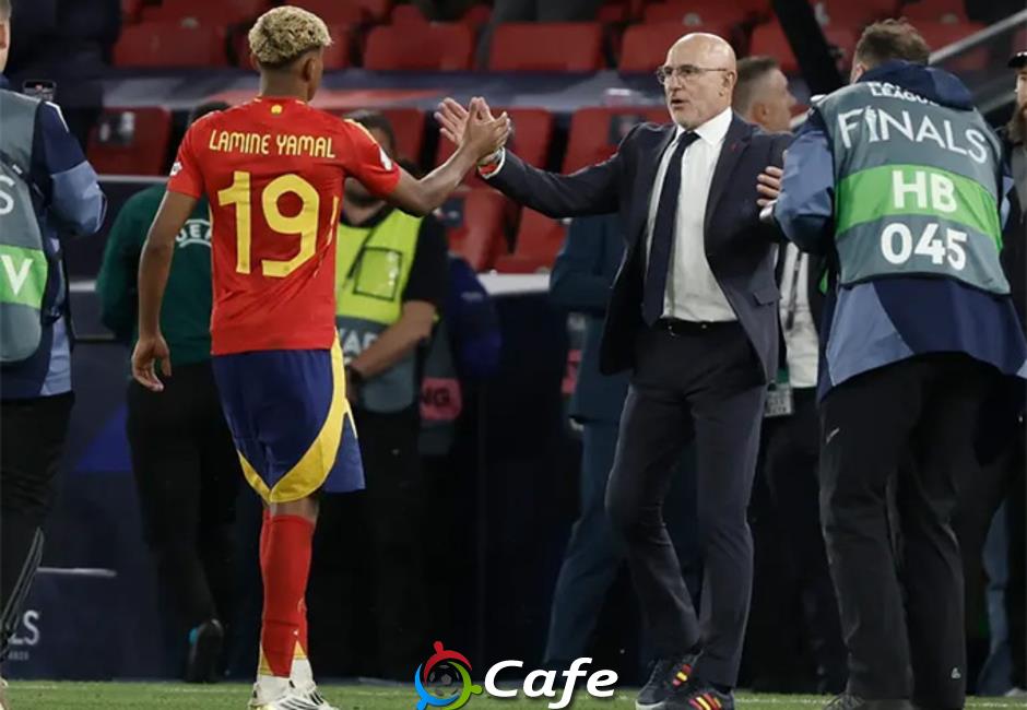 HLV De la Fuente bảo vệ Lamine Yamal