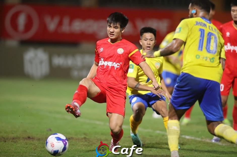 Trẻ PVF-CAND trả giá vì sai lầm