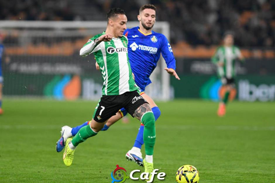Antony tỏa sáng trong trận đấu cuối của Betis ở năm 2025