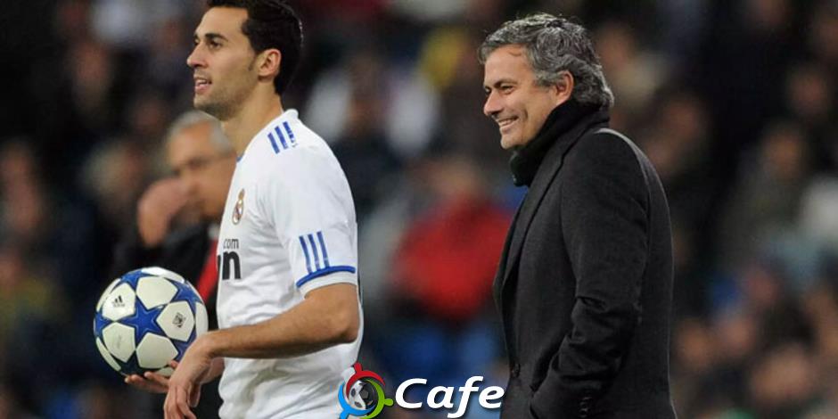 Arbeloa từng bị chỉ trích bỏ rơi đồng đội để lấy lòng Mourinho Arbeloa từng bị chỉ trích bỏ rơi đồng đội để lấy lòng Mourinho