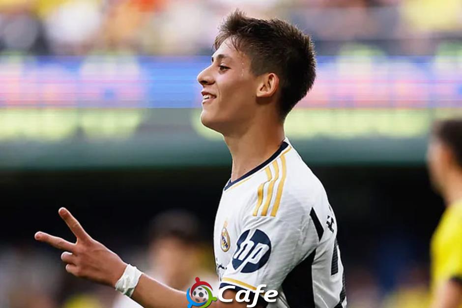 Arda Guler tiết lộ về mối quan hệ với Kylian Mbappe
