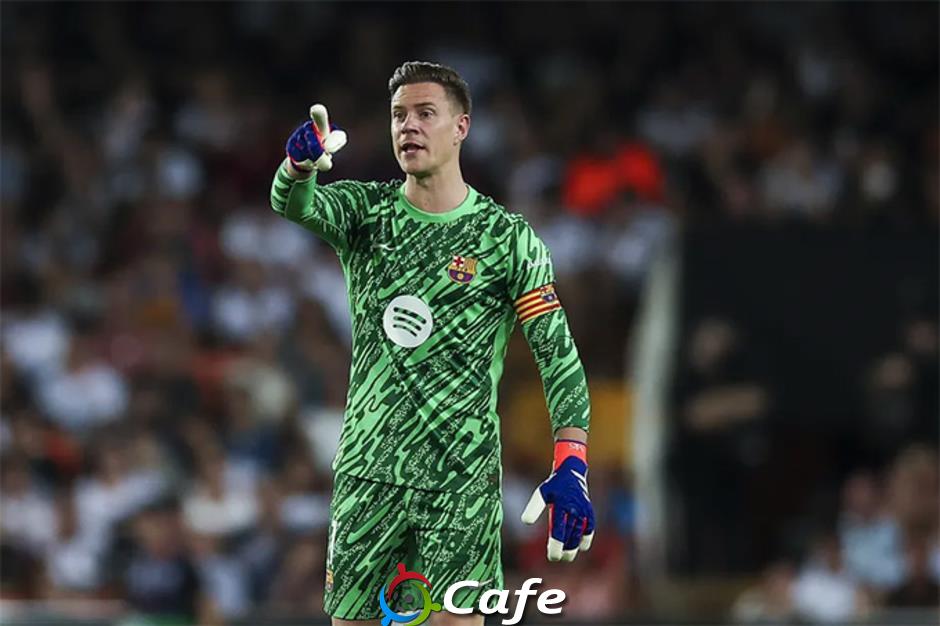 Barca đối mặt với mùa đông đầy biến động