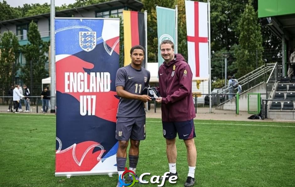 Chân dung Ajay Tavares, sao trẻ người Anh vừa gia nhập Barca Chân dung Ajay Tavares, sao trẻ người Anh vừa gia nhập Barca