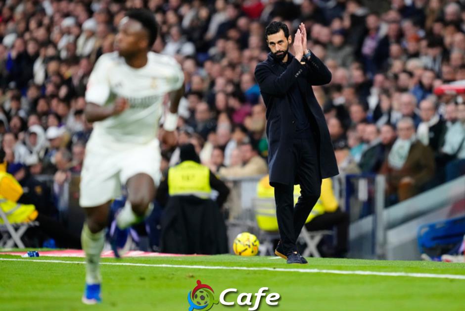 Có ‘quà sinh nhật’ cho tân HLV trưởng của Real Madrid