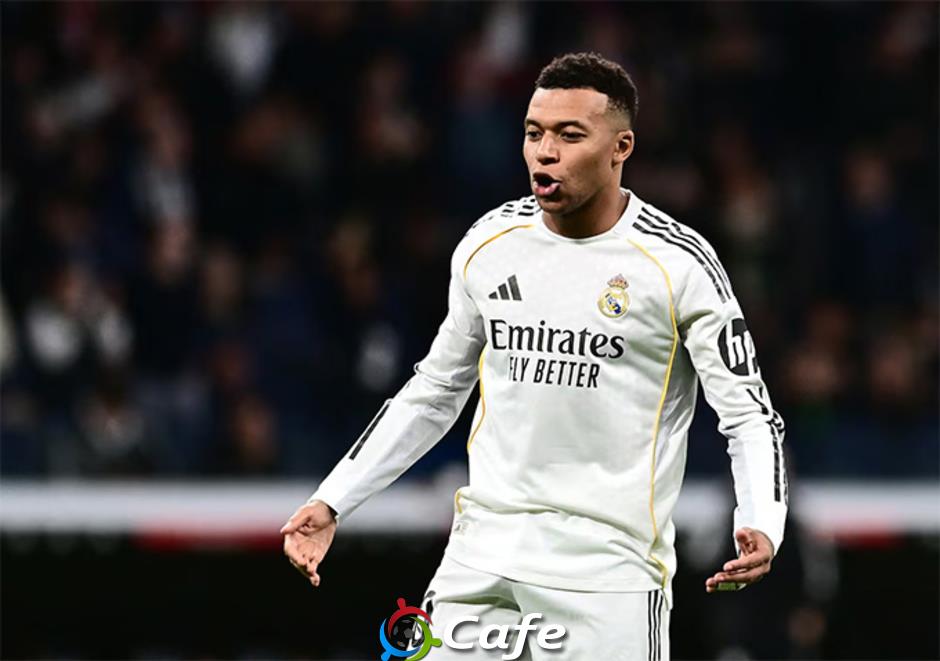 Kylian Mbappe ‘săn’ hai kỷ lục của Cristiano Ronaldo