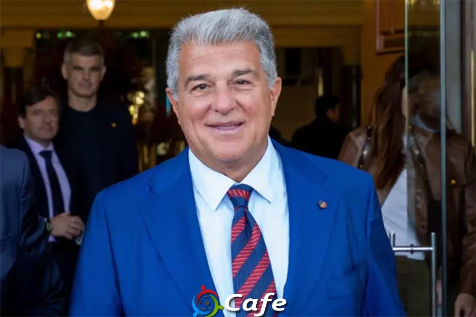 Laporta từ chức Chủ tịch Barca