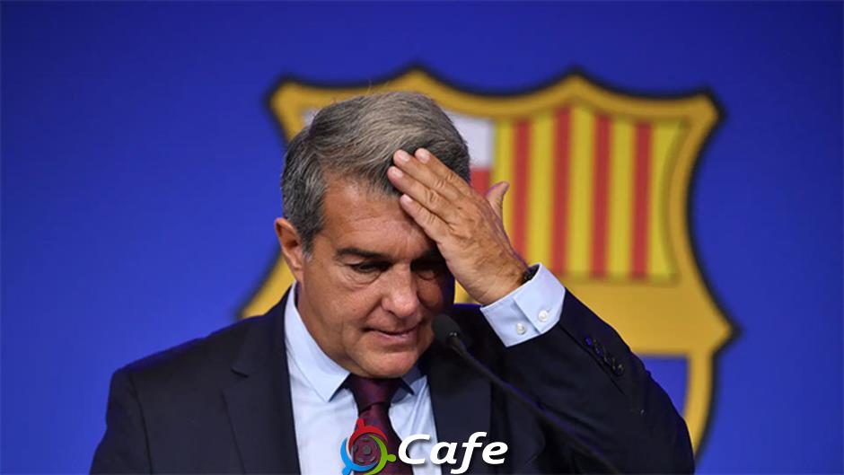 Laporta và Hansi Flick đáp trả công kích của Xavi
