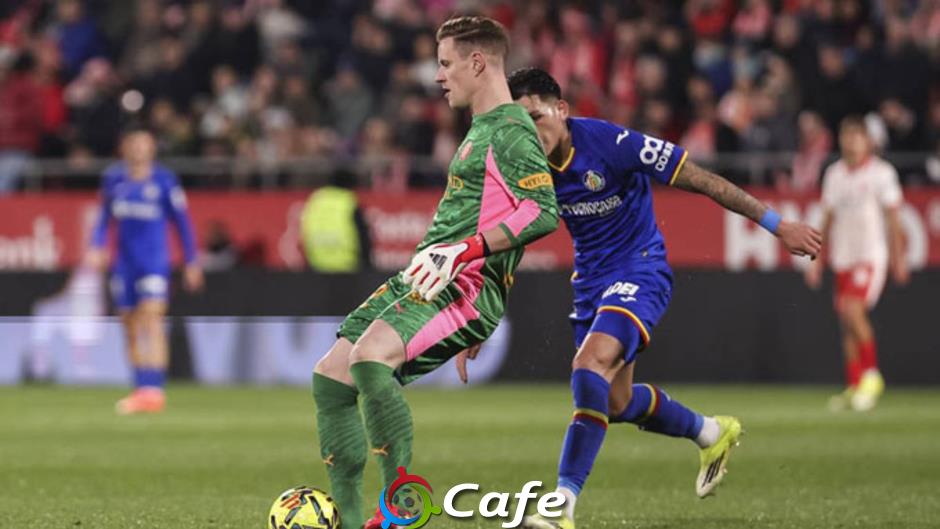 Marc-Andre ter Stegen tỏa sáng ngay trận đầu rời Barca