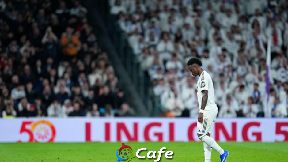 Vinicius lại giận dỗi sau khi bị chính khán giả nhà la ó