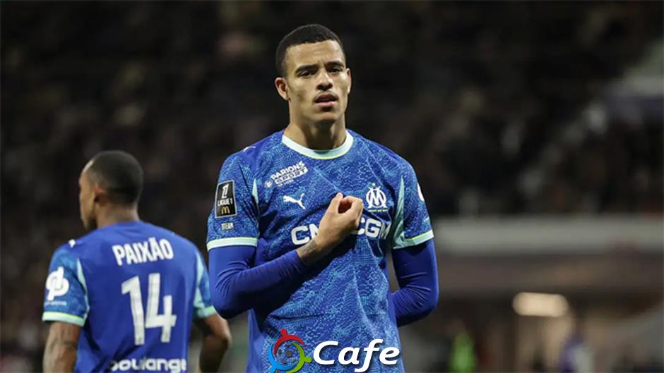 Greenwood tính đường rời Marseille