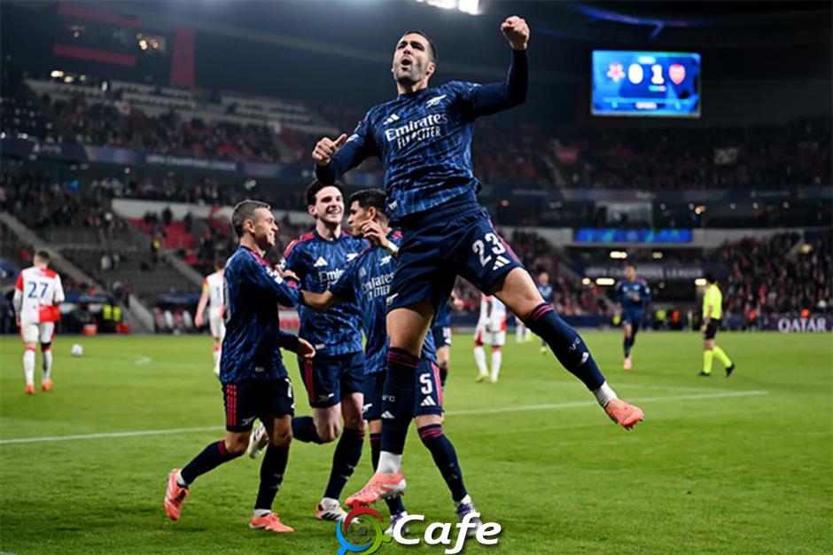 Ai đó hãy cứu lấy Arsenal khỏi sự nhàm chán này!