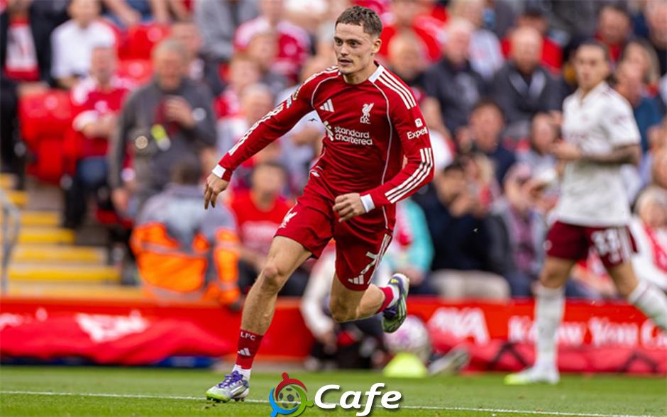 Arne Slot có ngượng mồm khi chê đội hình Liverpool thiếu chiều sâu?