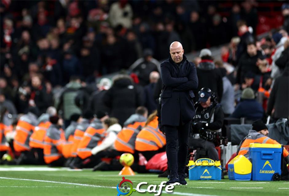 Arne Slot khen ngợi 3 cầu thủ Liverpool