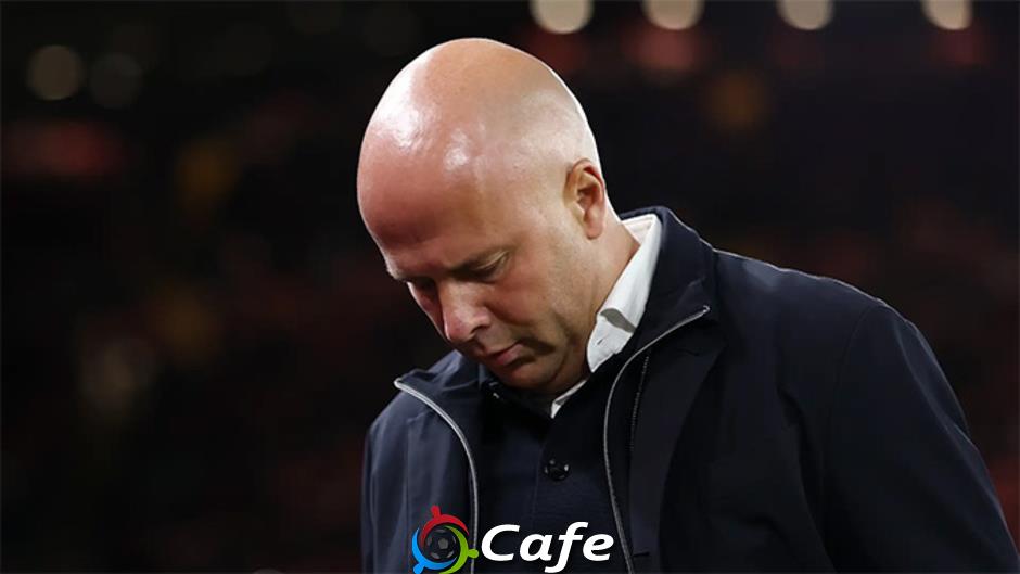 Arne Slot nổi điên sau trận thua của Liverpool
