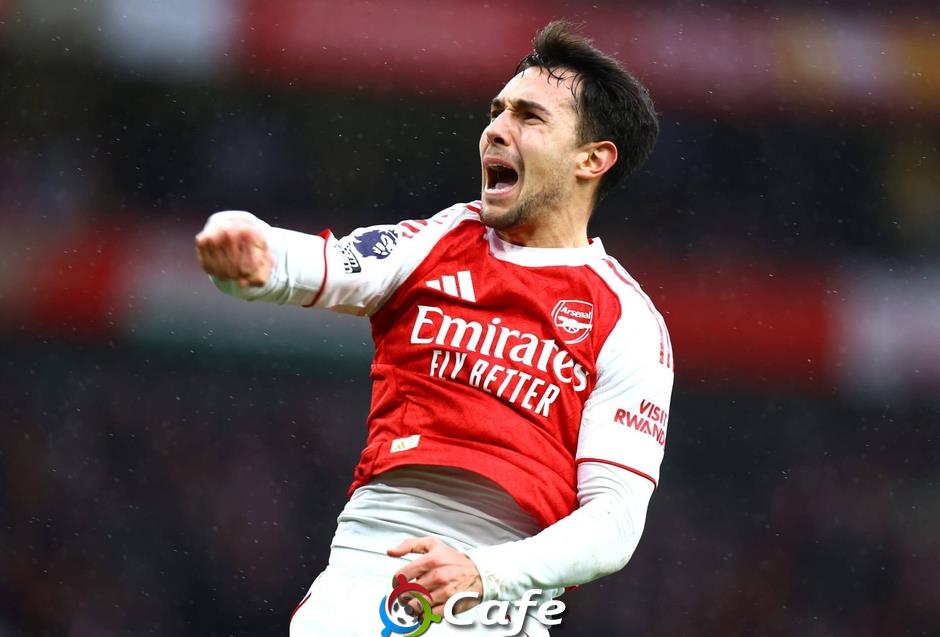 Arsenal 'lộ' vũ khí khoan bê-tông mới ngoài bài cố định Arsenal 'lộ' vũ khí khoan bê-tông mới ngoài bài cố định