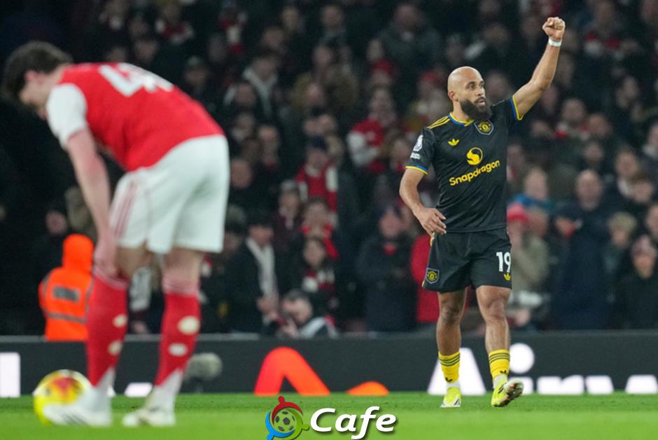 Arsenal: Mọi sự đủ cả, chỉ thiếu gió Đông!