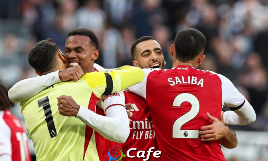 Arsenal sẽ vô địch Premier League và phá kỷ lục của Chelsea nhờ hàng thủ?