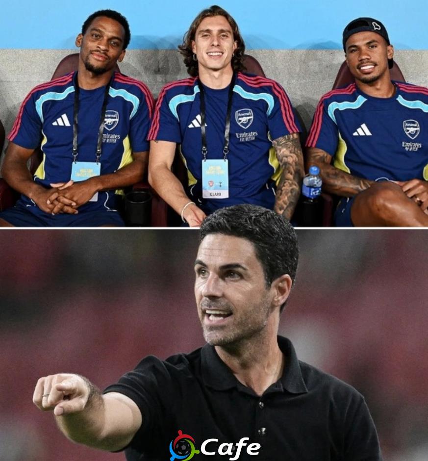 Arsenal sở hữu hàng thủ hay nhất lịch sử Premier League? Arsenal sở hữu hàng thủ hay nhất lịch sử Premier League?