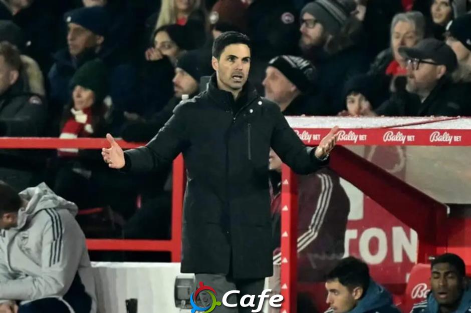 Arteta phẫn uất với một quyết định ở trận hòa của Arsenal