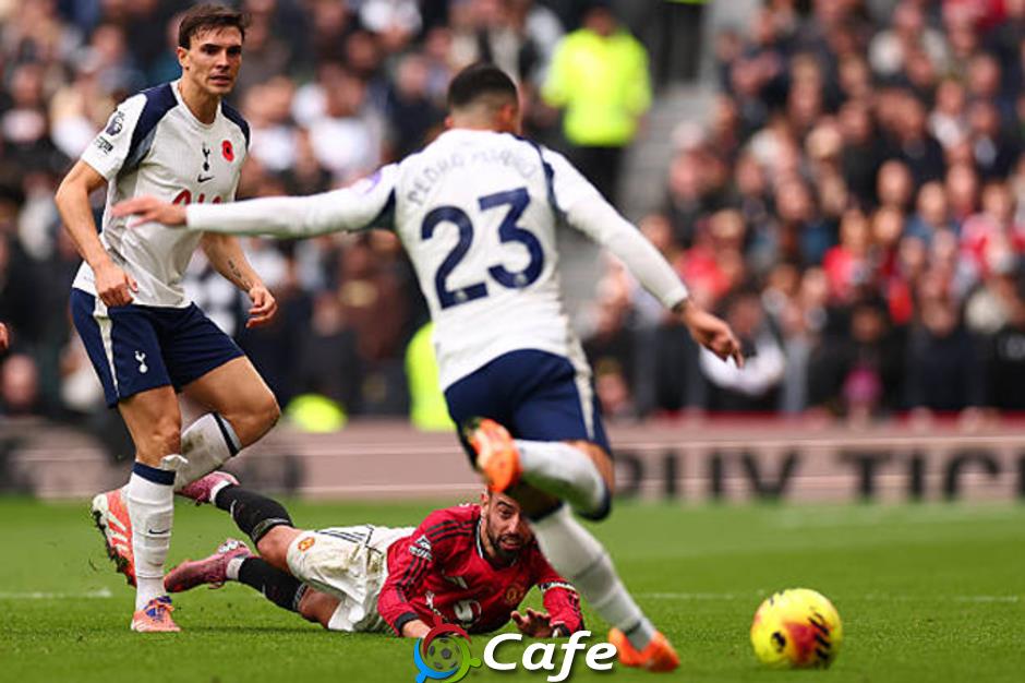 Bài toán Bruno Fernandes lại khiến MU nhức nhối