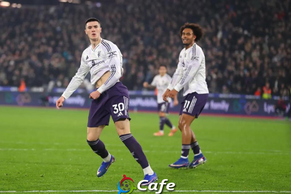 Bài toán nan giải tại MU chờ Carrick sau thời Ten Hag và Amorim Bài toán nan giải tại MU chờ Carrick sau thời Ten Hag và Amorim