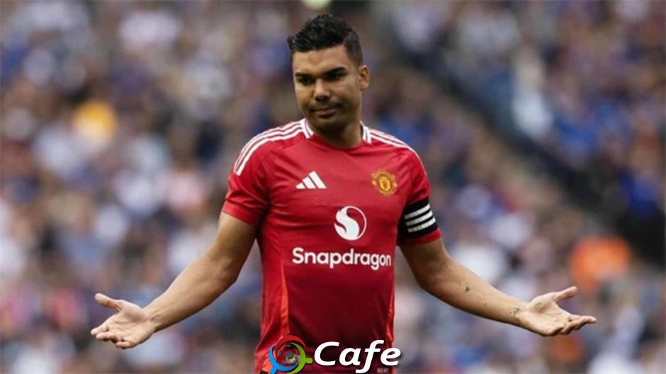 Carragher thừa nhận sai lầm sau phát biểu gây tranh cãi về Casemiro