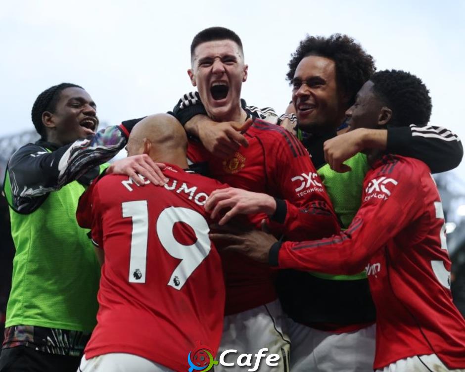 Carrick Time & đêm mất ngủ của các fan MU