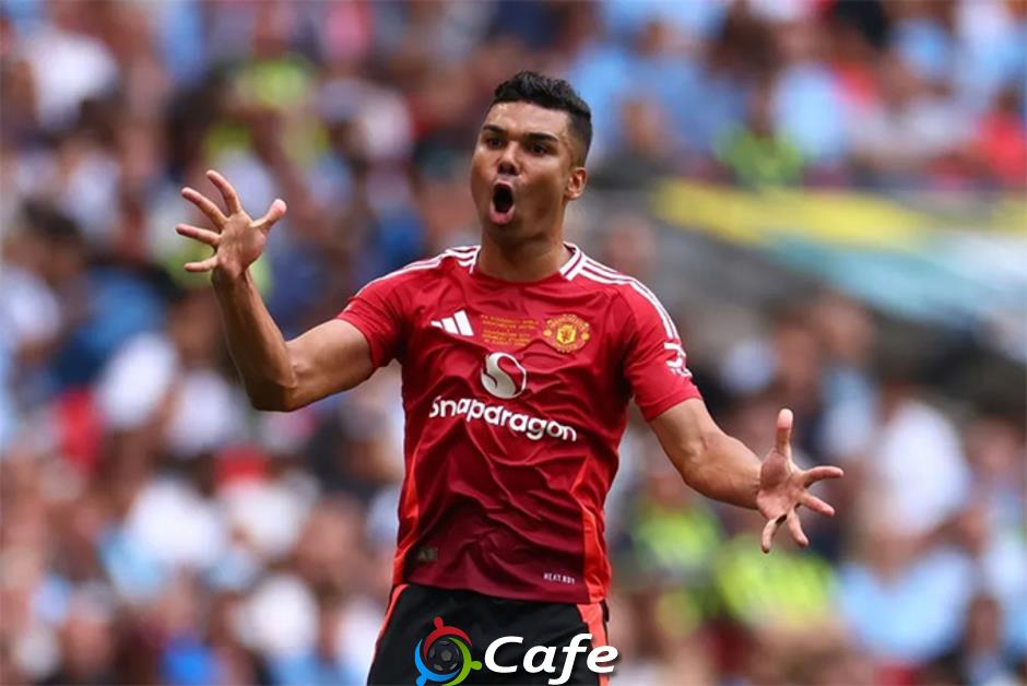 Casemiro: Từ hết thời đến trụ cột giúp MU hồi sinh