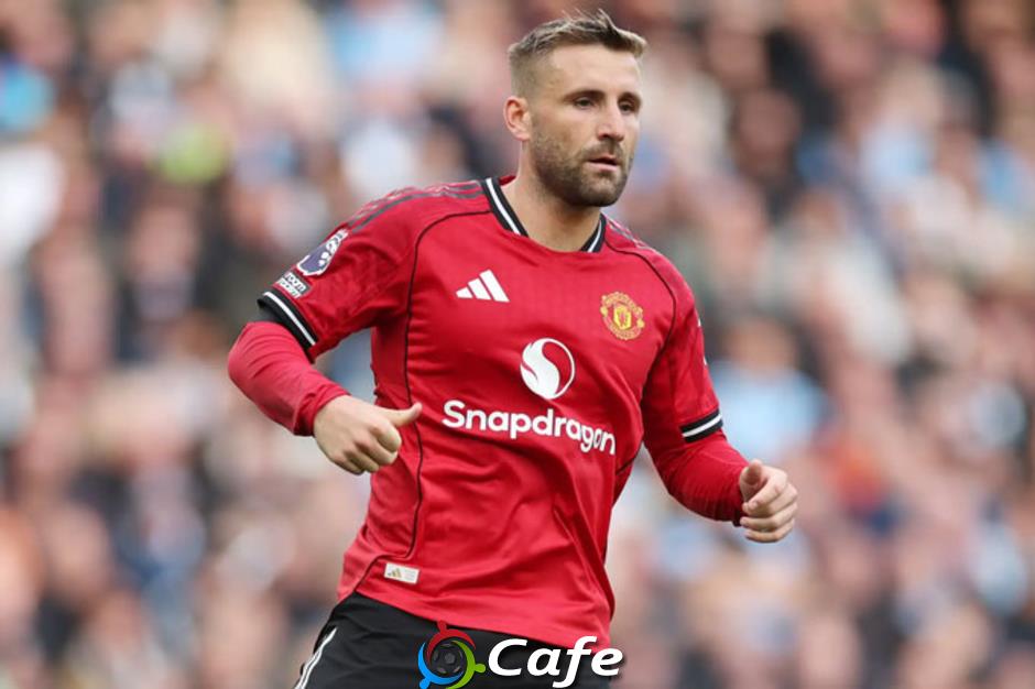 Chỉ 1 cầu thủ MU góp mặt trong đội hình kết hợp với Liverpool
