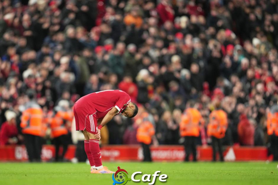 Đã đến lúc Mohamed Salah vẫy tay chào khán giả Liverpool